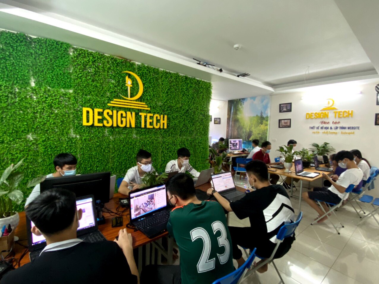 Khóa học thiết kế đồ họa tại Hà Nội